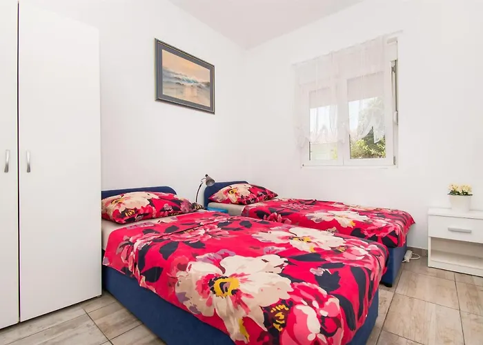 Lily Apartment Nin